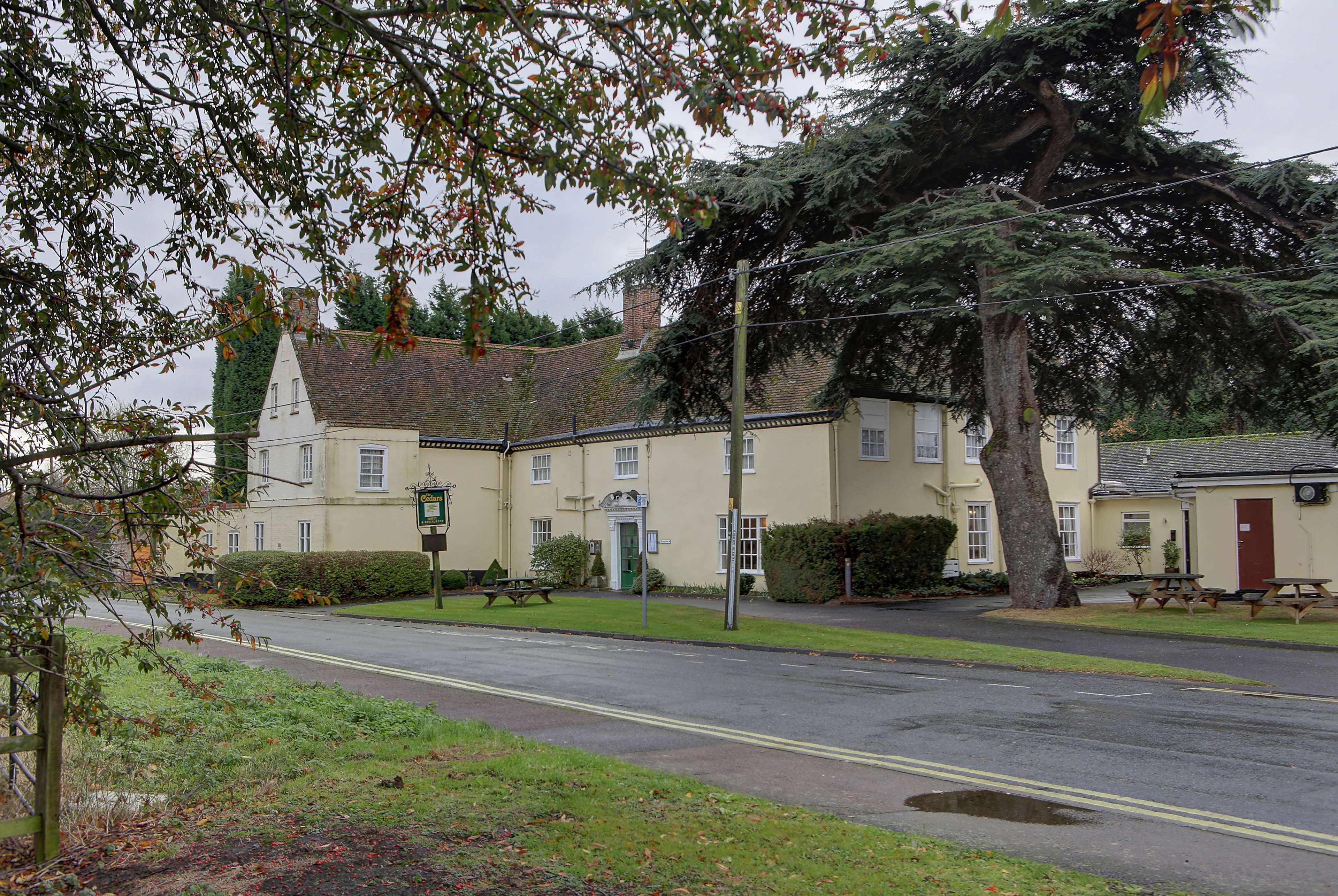 The Cedars Hotel Stowmarket Exterior photo