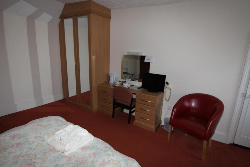 The Cedars Hotel Stowmarket Room photo